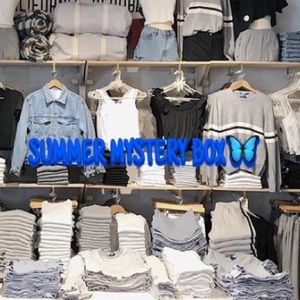 SUMMER MYSTERY BOX